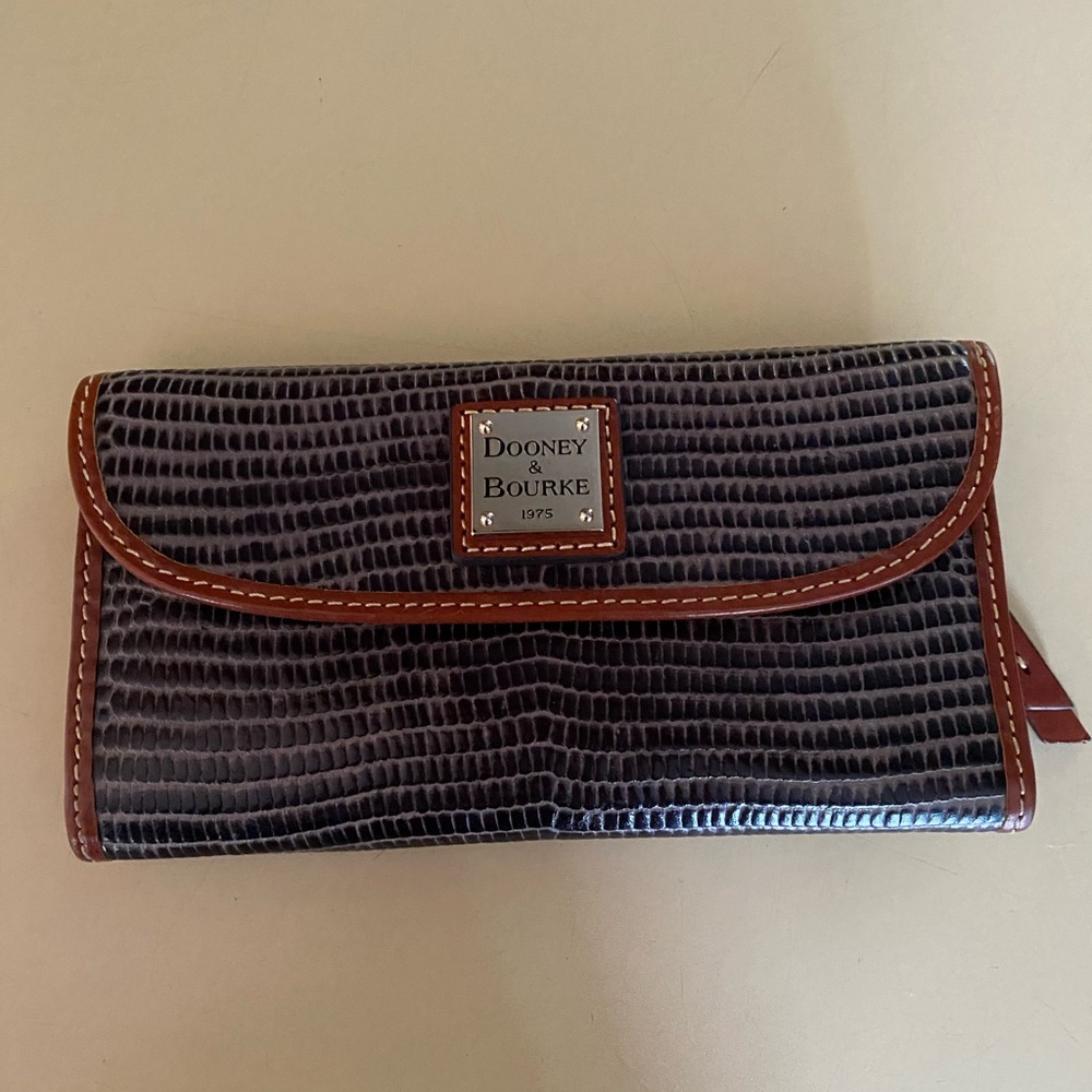 Dooney & Bourke Textured Black and Brown Clutch